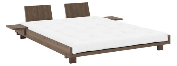 Rjava zakonska postelja iz masivnega bora z letvenim dnom 160x200 cm Social – Karup Design