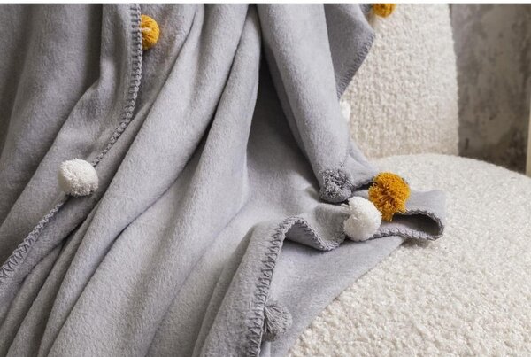 Sivo pregrinjalo iz flisa 150x200 cm Pom Pom – Mijolnir