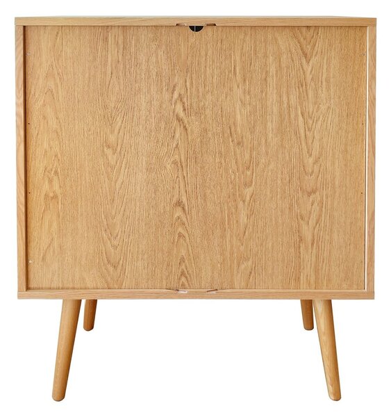 Visoka komoda v hrastovem dekorju z drsnimi vrati v naravni barvi 83x95 cm Rove – Woodman