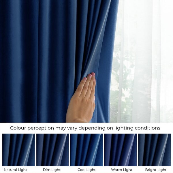 Temno modra žametna zavesa za delno zatemnitev 140x245 cm Eyelets – Restilo