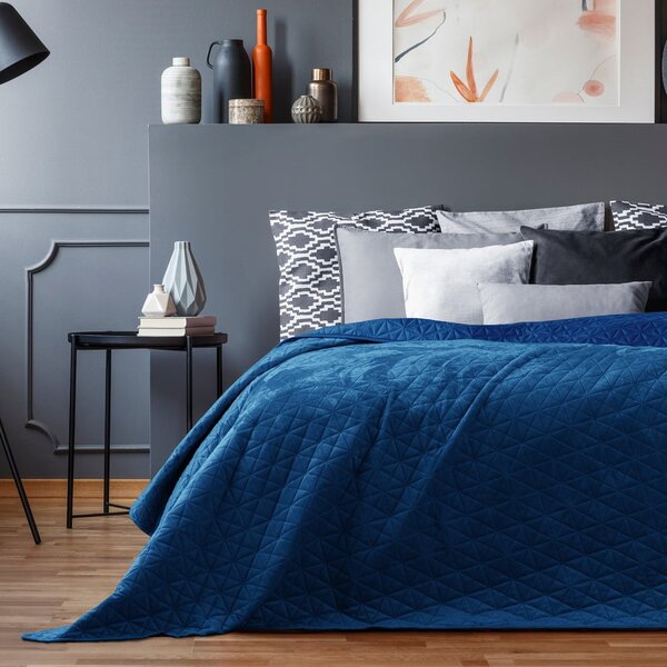Modro posteljno pregrinjalo AmeliaHome Laila Royal, 220 x 240 cm