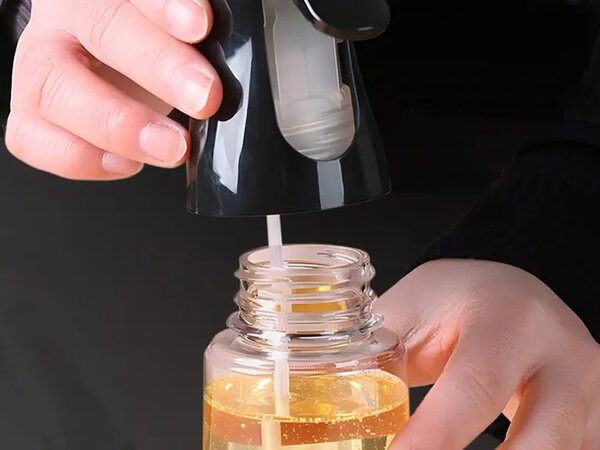 Priročni razpršilnik za vodo kis in olje 200ml