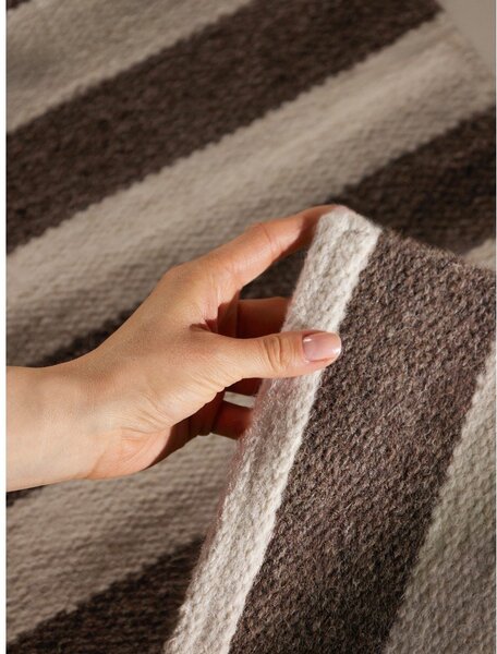 Bel/rjav obojestranski/ročno tkan volnen tekač 80x200 cm Vika – Hanse Home