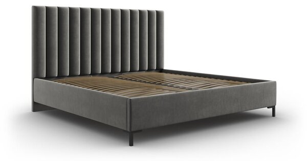 Siva oblazinjena zakonska postelja s prostorom za shranjevanje z letvenim dnom 160x200 cm Casey – Mazzini Beds