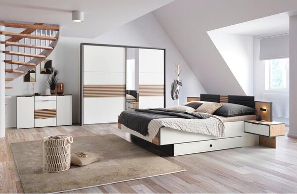 Premium Living Omara Z Drsnimi Vrati Leo
