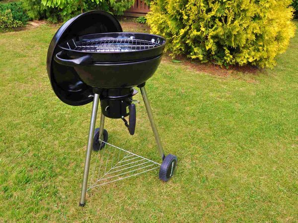 Žar na oglje 46cm s posodo za pepel- Master Grill