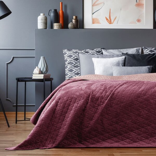 Temno rožnato prešito pregrinjalo 170x210 cm Laila – AmeliaHome