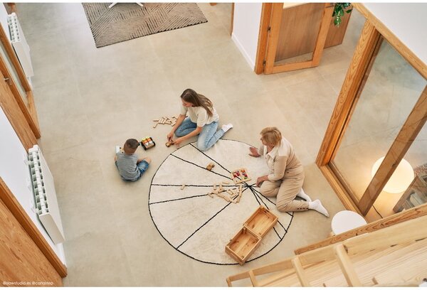 Kremno bela pralna ročno tkana bombažna okrogla preproga ø 160 cm Trace Beige – Lorena Canals