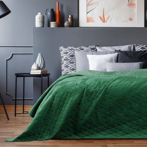 Zeleno prešito pregrinjalo 220x240 cm Laila – AmeliaHome