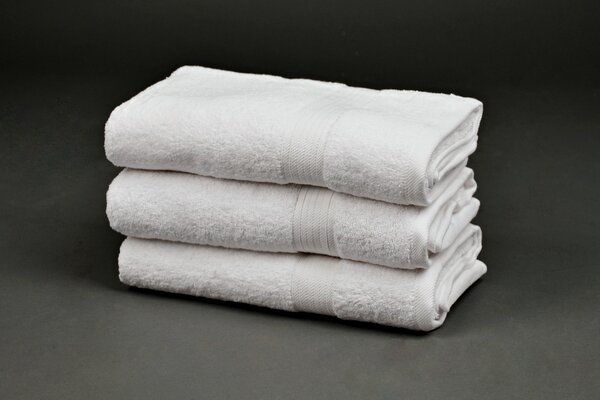 Brisača SOFT 70x125 cm bela, 100% bombaž
