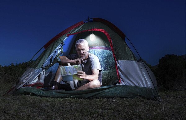 LED baterijska svetilka s senzorjem gibanja 6500K