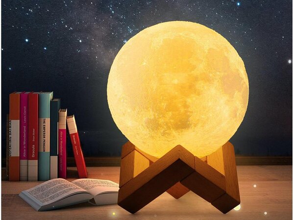 Akumulatorska LED 3D luna 11cm USB