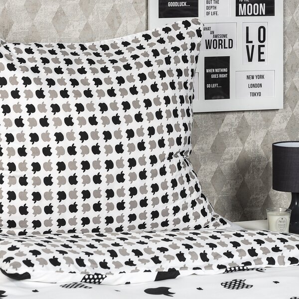 4Home Posteljnina Black fruit, mikrovlakna, 160 x 200 cm, 2 kosa 70 x 80 cm, 160 x 200 cm, 2 kos 70 x 80 cm