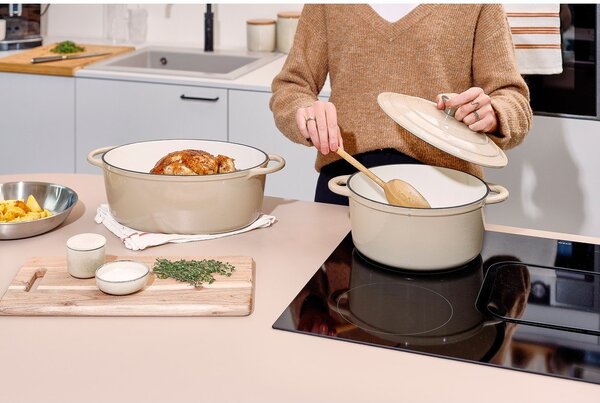 Litoželezen lonec Ferno – Salt&Pepper
