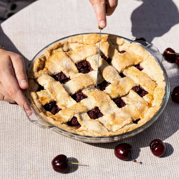 Pyrex Stekleni pekač za torte, 1,3 l, premer 23 cm