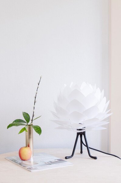 Belo senčilo ø 32 cm Silvia – UMAGE