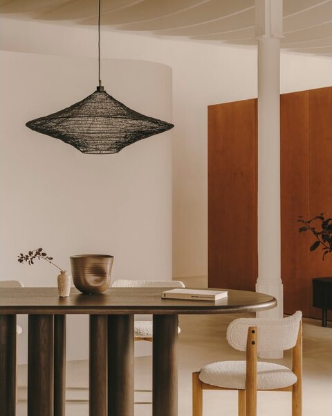 Črna viseča svetilka ø 87 cm Makai – Kave Home