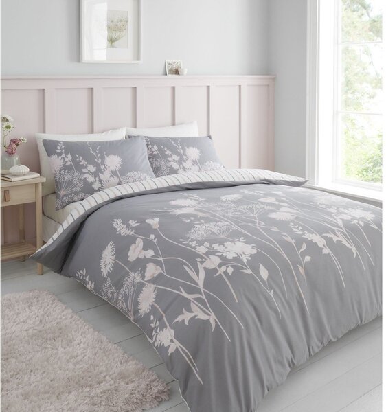 Siva posteljnina za zakonsko posteljo 200x200 cm Meadowsweet Floral – Catherine Lansfield