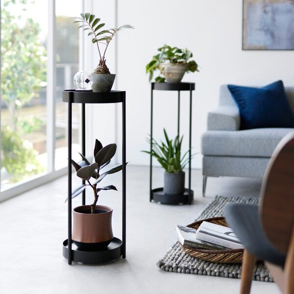Kovinsko stojalo za cvetlične lonce (višina 70 cm) Tower – YAMAZAKI