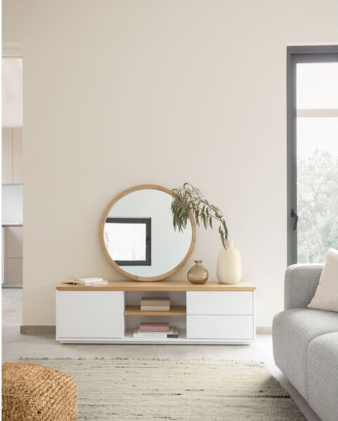 Bela TV omarica v hrastovem dekorju 150x44x36 cm Abilen – Kave Home