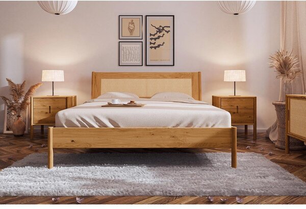 Hrastova zakonska postelja z vzglavjem iz ratana 160x200 cm Pola - The Beds
