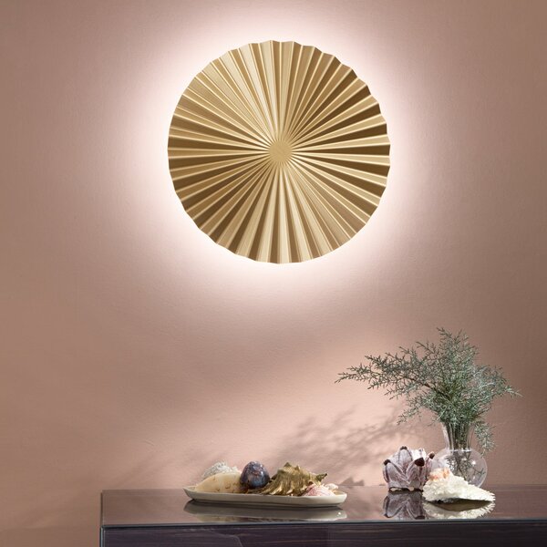 Luce Ambiente Design LED-stenna svetilka Anadara, zlata barva, Ø 50 cm, kovina, CCT, Zlata / medeninasta, Dnevna soba / jedilnica, Aluminij