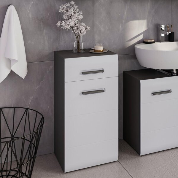 Mömax Spodnja Omarica Pearl New