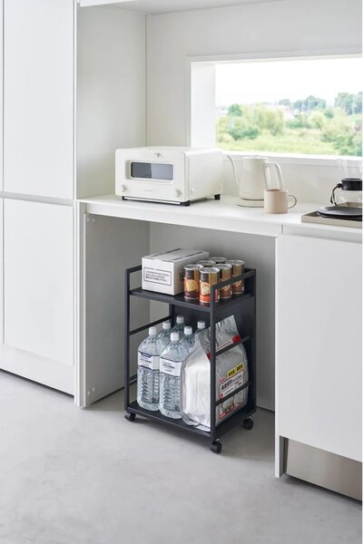 Črn kovinski regal na koleščkih 42x60 cm Tower – YAMAZAKI
