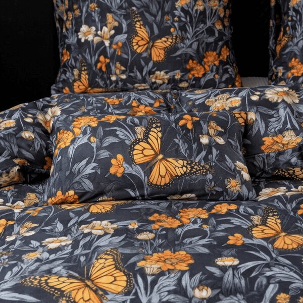 Posteljnina iz mikrovlaken BUTTERFLY GARDEN modro siva Dimenzije posteljnine: 70 x 90 cm | 140 x 200 cm