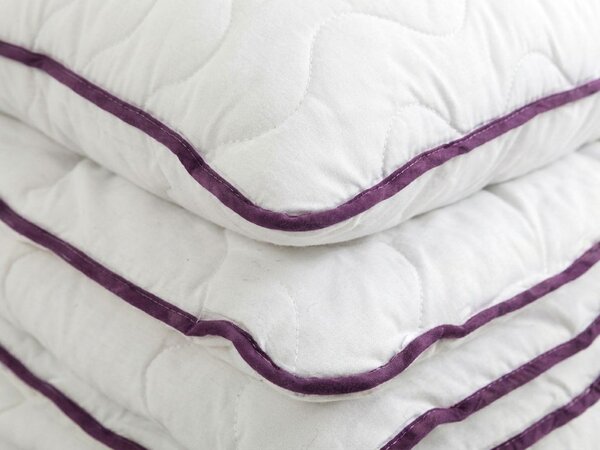 Celoletna prešita odeja 140x200 cm z vzglavnikom STELLA LAVENDER 70x90 cm, bela