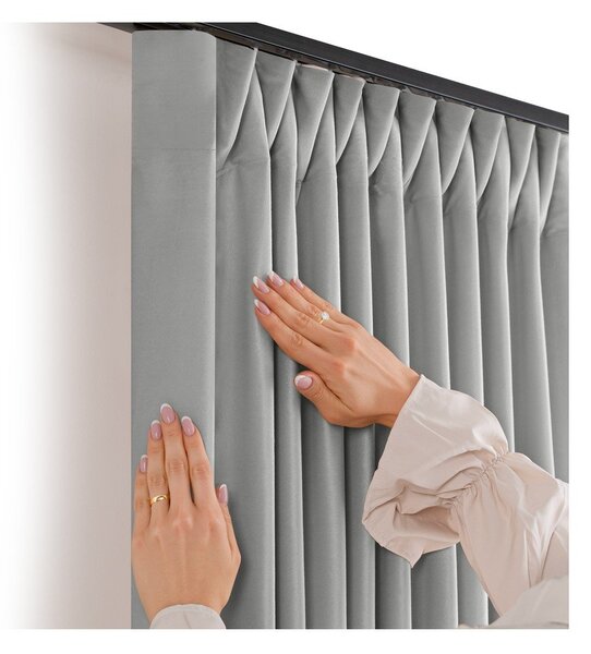 Siva žametna zavesa za delno zatemnitev 200x250 cm Velto – Filumi