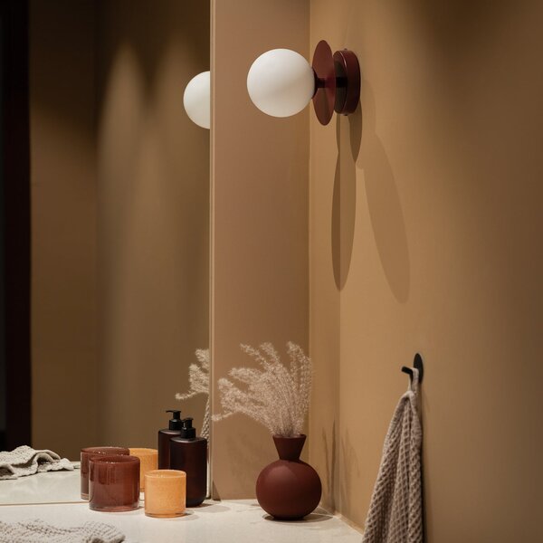 Globen Lighting stenska svetilka ART DECO bordo/bela Ø16cm IP44, zatemnjen, Rdeča, Dnevna soba / jedilnica, Steklo, Skandinavski