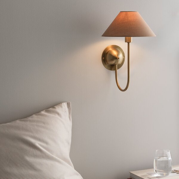 Globen Lighting stenska svetilka IRIS, mokka rjava, višina 32 cm, Rjava / rjasta, Dnevna soba / jedilnica, Tkanine / tekstil, Skandinavski