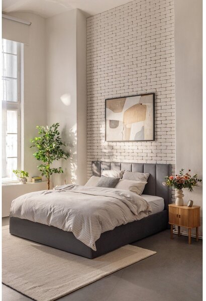 Siva oblazinjena zakonska postelja s prostorom za shranjevanje z letvenim dnom 180x200 cm Thessa Bold Line – Bonami Selection