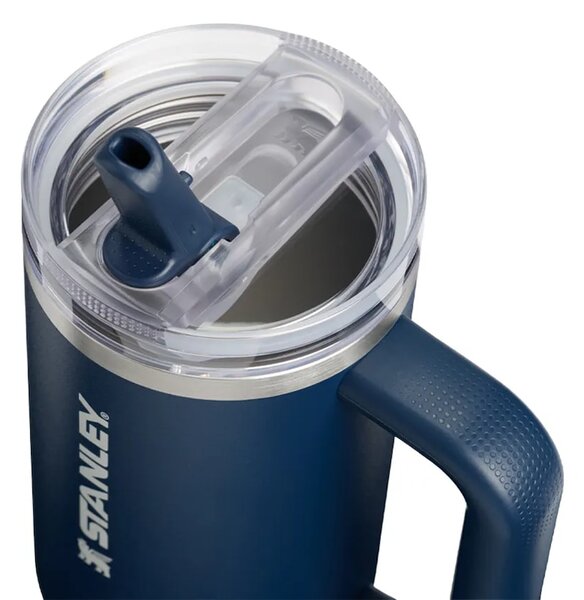 Stanley termo skodelica iz nerjavečega jekla Quencher® ProTour Flip Straw 0.89L
