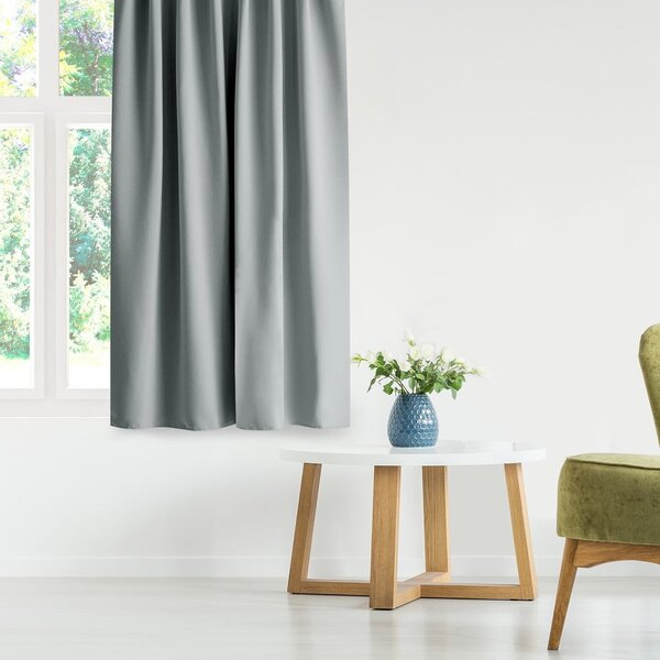 Siva zavesa za delno zatemnitev 140x175 cm Kierra – Restilo