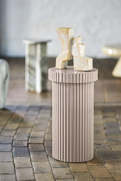 Bloomingville stranska mizica iz MDF plošče 30 x 56 cm