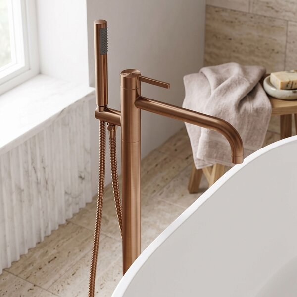 Samostoječa mešalna pipa Rea Foster Brush Copper