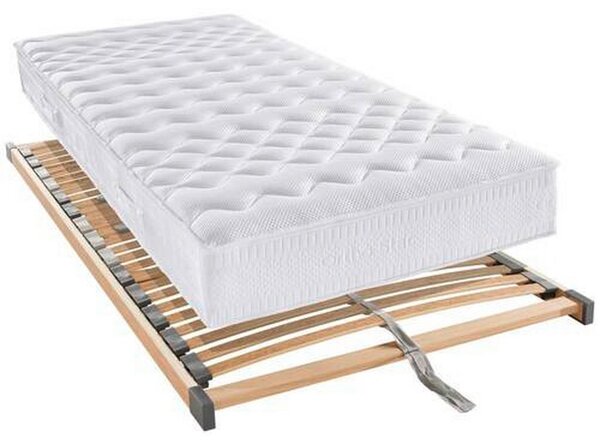 SET Z VZMETNICO