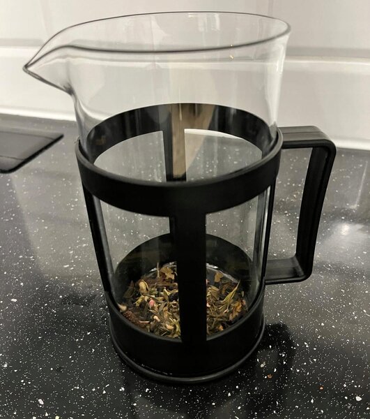 Steklena posoda s stiskalnim filtrom za kavo ali čaj 1000ml Frenchpress