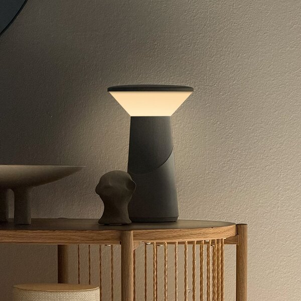 Briloner LED namizna svetilka na baterije Pilia, antracitna, višina 24 cm, IP44, zatemnjen, Siva, Dnevna soba / jedilnica, Kovina, Sodobni