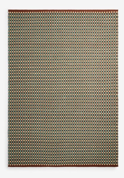 Zelenomodra ročno tkana preproga iz mešanice volne 120x170 cm Ember – MADE
