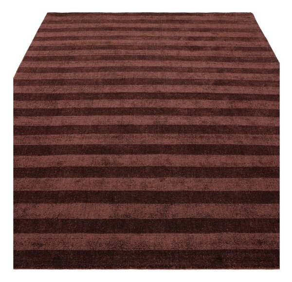 Bordo rdeča ročno tkana preproga iz recikliranih vlaken 160x230 cm Connor – MADE