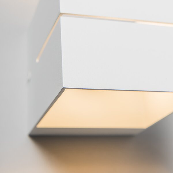 Sodobna stenska svetilka bela 9,7 cm - Transfer Groove