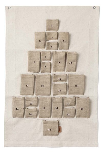 Ferm Living Adventni koledar za otroke ferm LIVING Pine Christmas Calendar