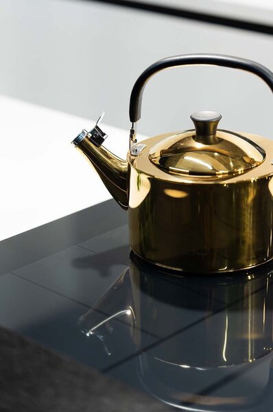 Vialli Design Čajnik s piščaljo Vialli Design 1,5 L