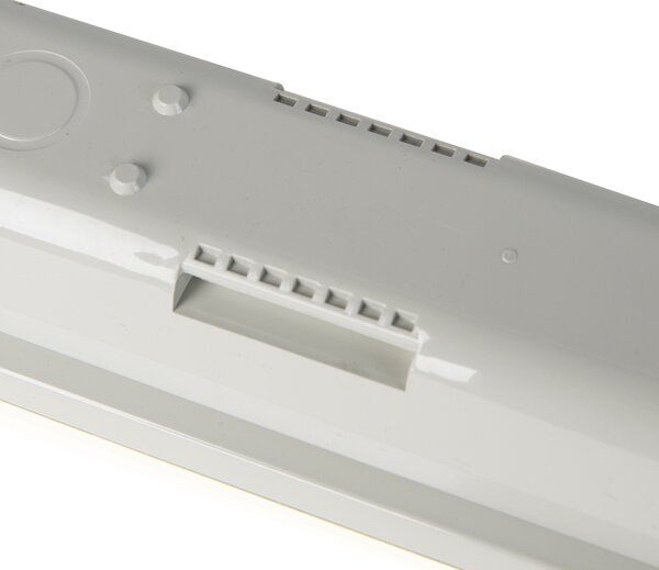 TL svetilka, vključno z LED 1800 lm in senzorjem gibanja IP65 - Base