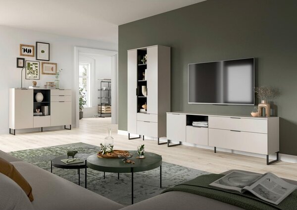 Livetastic Omara Noida, Kašmir, Črna