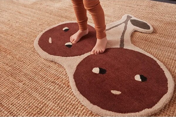 OYOY Volnena preproga OYOY Cherry 86 x 76 cm