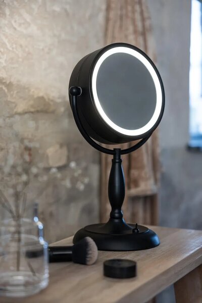 Markslöjd Ogledalo z led osvetlitvijo Markslöjd Face
